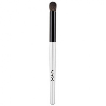 Купити - NYX Smokie Brush - Пензлик для макіяжу очей №15