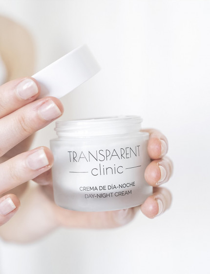 Transparent Clinic Day and Night Cream - Крем для обличчя "День-Ніч" з ретинолом - 3