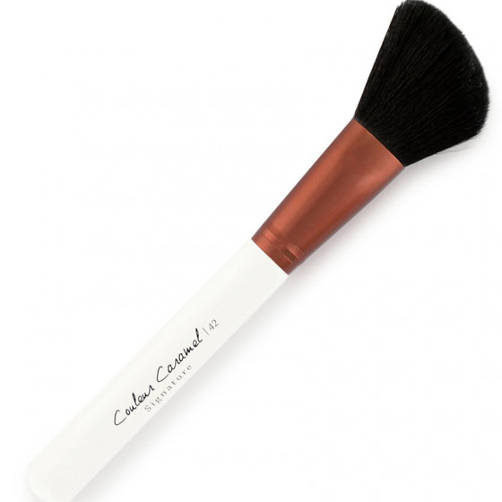 Couleur Caramel Signature Brush №42 - Пензель для рум'ян №42