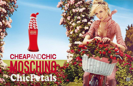 Moschino Cheap and Chic Chic Petals - Туалетна вода (тестер) - 1