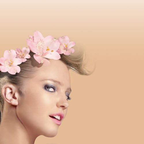 Bourjois Flower Perfection SPF15 - Крем тональний для обличчя вирівнюючий - 1