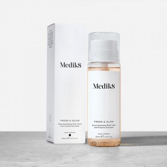 Medik8 Press & Glow Daily Exfoliating PHA Tonic - Щоденний відлущуючий тонік для обличчя з РНА та активатором ферментів - 2