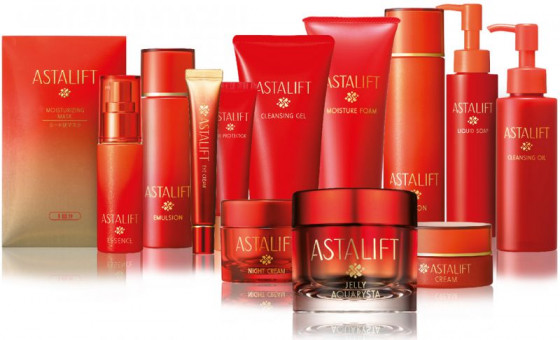 Astalift Replenishing Day Cream - Омолоджуючий поживний денний крем - 1