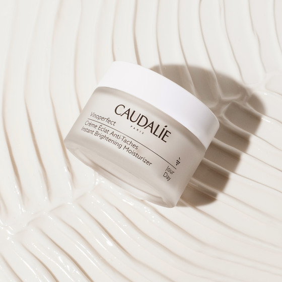 Caudalie Vinoperfect Instant Brightening Moisturizer Cream - Денний крем для сяйва шкіри - 1