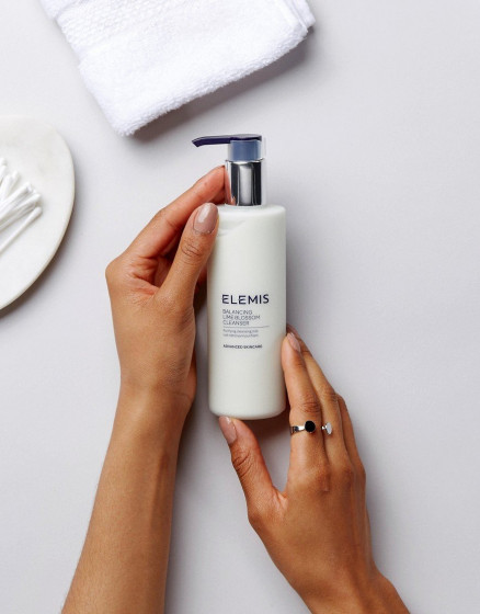 Elemis Advanced Skincare Balancing Lime Blossom Cleanser - Очищуюче балансуюче молочко "Квіти Липи" - 3