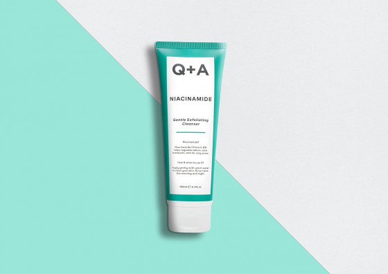 Q+A Niacinamide Gentle Exfoliating Cleanser - Відлущуючий гель для обличчя з ніацинамідом - 4