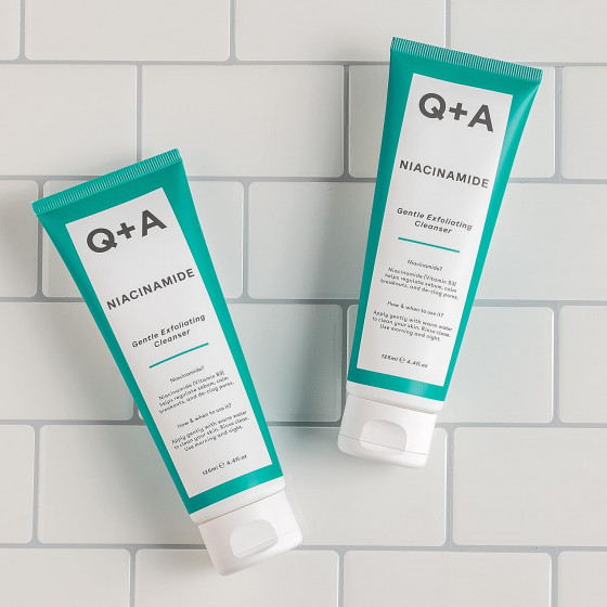 Q+A Niacinamide Gentle Exfoliating Cleanser - Відлущуючий гель для обличчя з ніацинамідом - 5