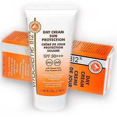 Vitacreme B12 Day Cream Sun Protection - Денний сонцезахисний крем SPF 30 +++