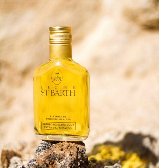 Ligne St Barth Extra Mild Shampoo with Spirulina Algae - Екстрам'який шампунь з водоростями для всіх типів волосся - 1