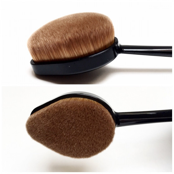 Cailyn O! Wow Brush With Oval Cap - Пензлик для нанесення тону - 2