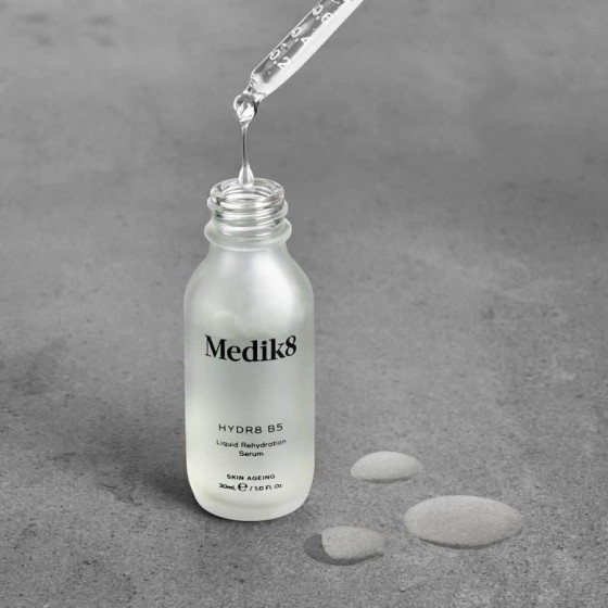 Medik8 Hydr8 B5 Liquid Rehydration Serum - Зволожуюча сироватка для обличчя - 2