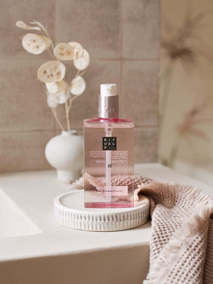 Rituals The Ritual Of Sakura Hand Wash - Живильне мило для рук - 1