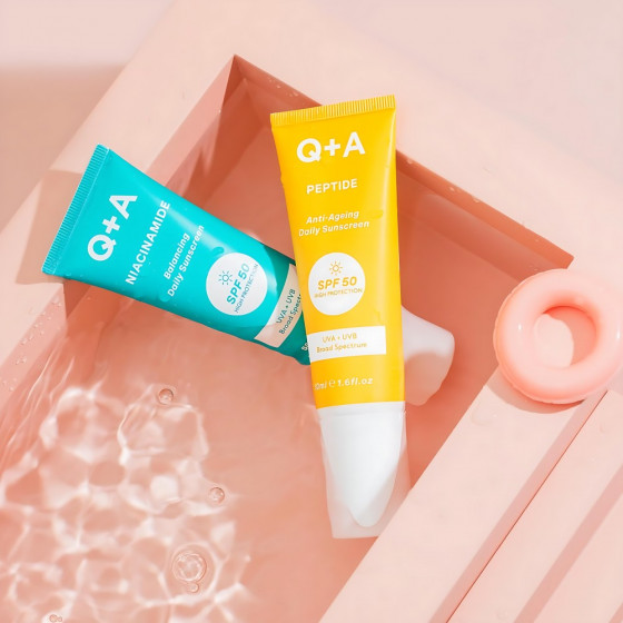 Q+A Niacinamide Balancing Daily Sunscreen SPF50 - Балансуючий сонцезахисний крем для обличчя - 3