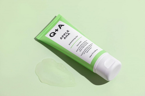 Q+A Apple AHA Exfoliating Gel - Відлущуючий гель для обличчя - 3