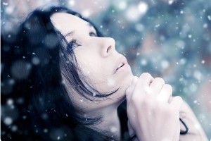 Як доглядати за руками і нігтями взимку