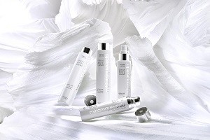 Новинка від Miriam Quevedo (Міріам Квеведо) - лінія по догляду за волоссям на основі білої ікри і льодовикової води Glacial White Caviar Hydra-Pure Line